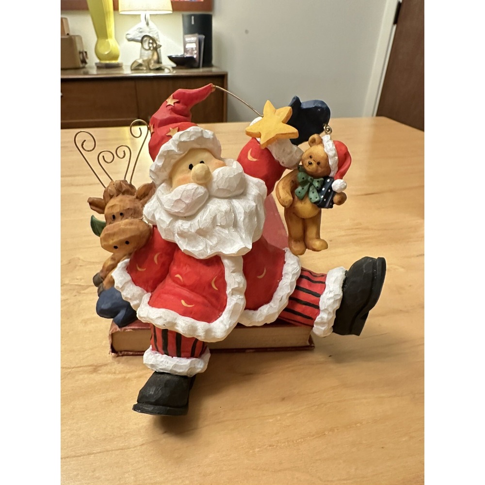VTG House Lloyd Santa Christmas‎ Stocking Hanger Christmas Around The World Read